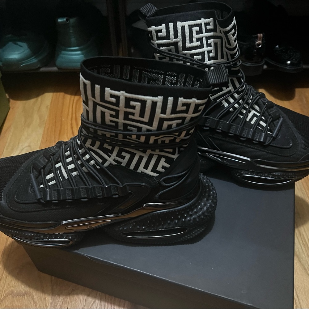 BALMAIN sneakers men size USA12 UK11